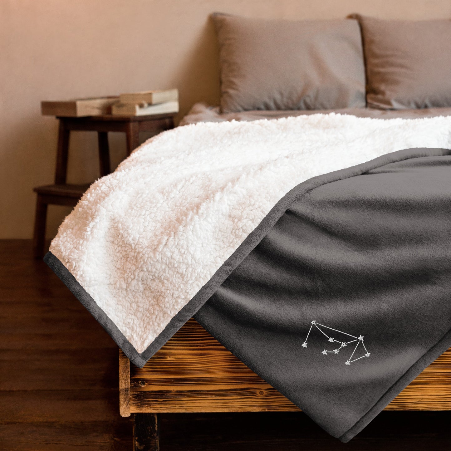 Lunam Et Stellas sherpa blanket